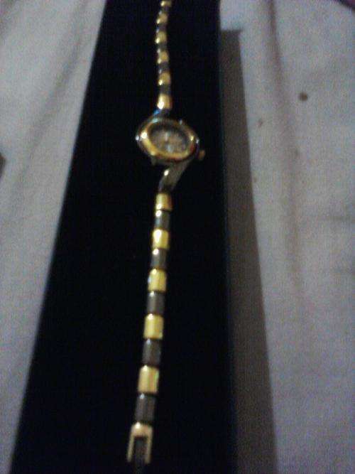 LADIES WATCH
